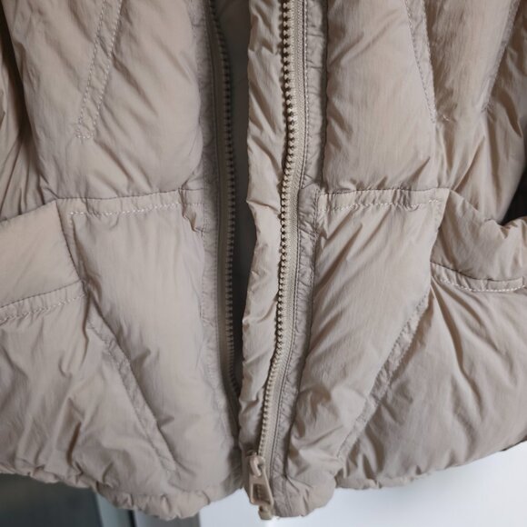 Slim Fit Gray Women’s Winter Jacket Lightweight Down - Picture 3 of 6